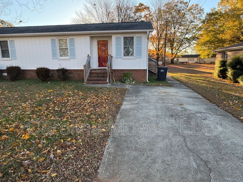 Photo - 117 Wardview Avenue