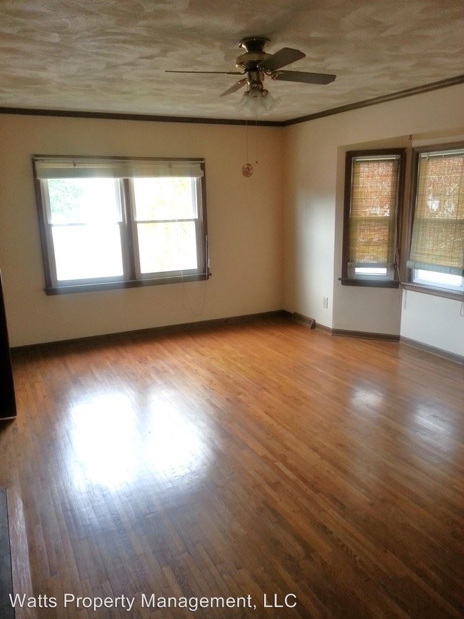 Building Photo - 4 br, 2 bath House - 609 Village Highway