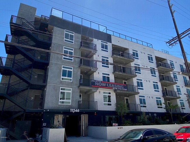 Building Photo - 11246 Otsego St