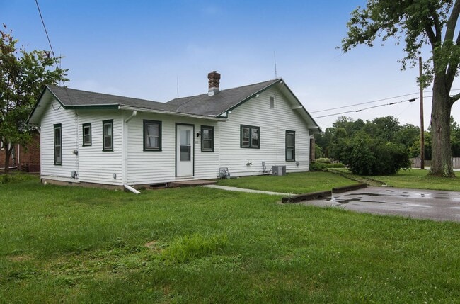 Building Photo - 821 S Anna Lee Ln