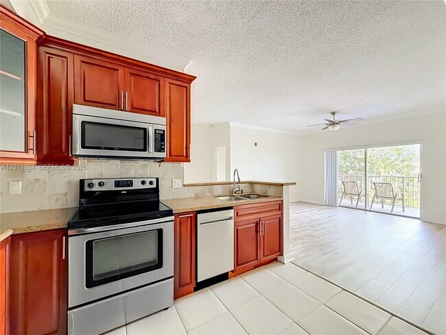 Foto del edificio - 6968 SW 39th St