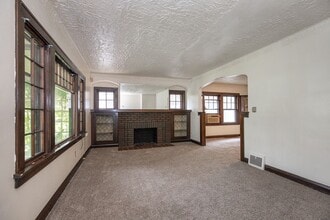 Building Photo - 17926 E Park Dr