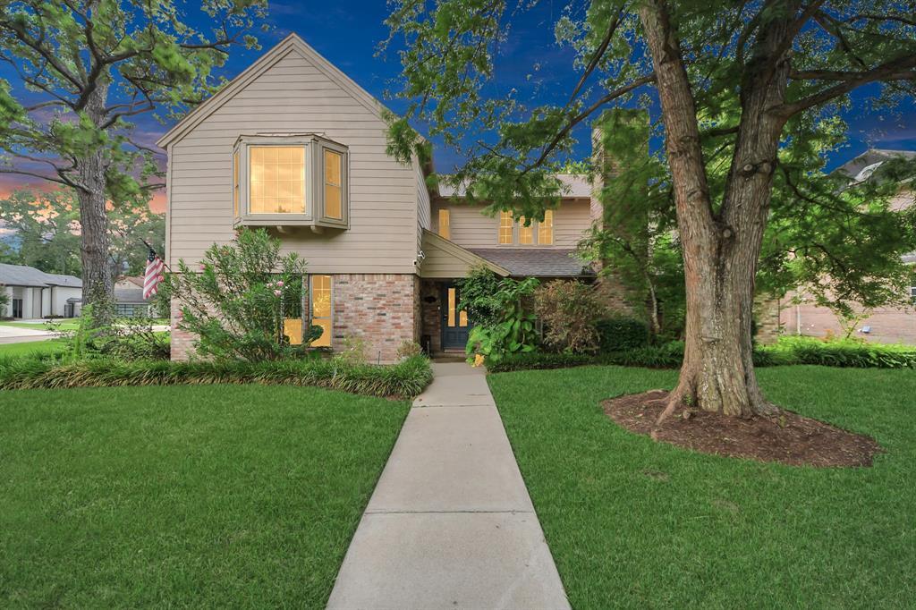 Foto principal - 403 Lakeside Estates Dr