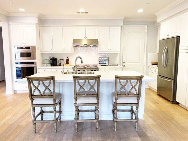 Building Photo - 116 Shadowbrook