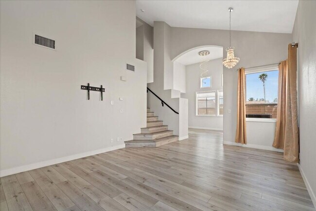 Foto del edificio - 8141 Dartmoor Ave