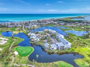 Building Photo - 5553 NE Gulfstream Way