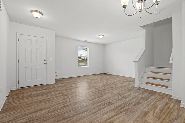 Foto del edificio - Wonderful 3 BR Townhome in North Durham!  Available early January!
