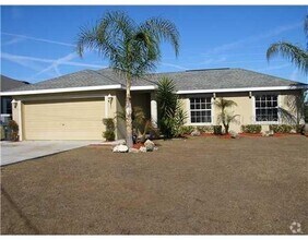 Building Photo - 223 Grouper Ct