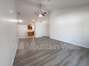 Building Photo - 320 N 500 W
