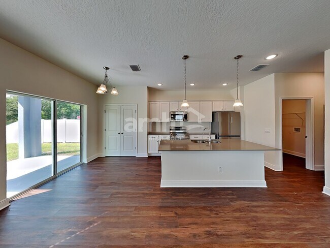 Foto del edificio - 2760 Ponds Trl