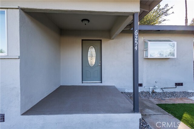 Building Photo - 6254 Tampa Ave