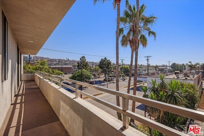 Foto del edificio - 15480 Antioch St