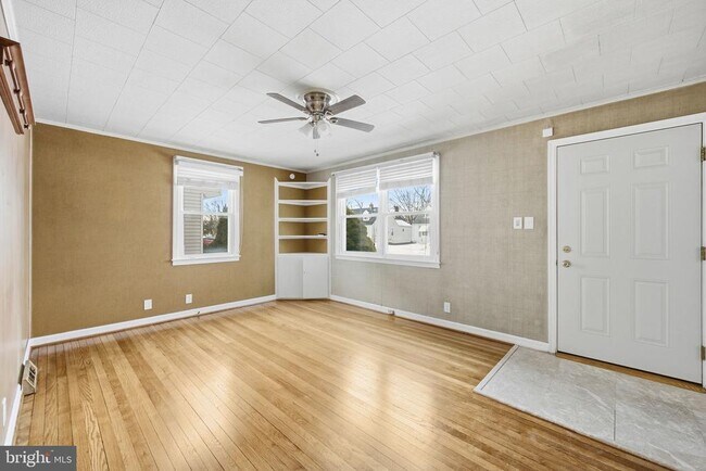 Foto del edificio - 3413 Yardley Dr