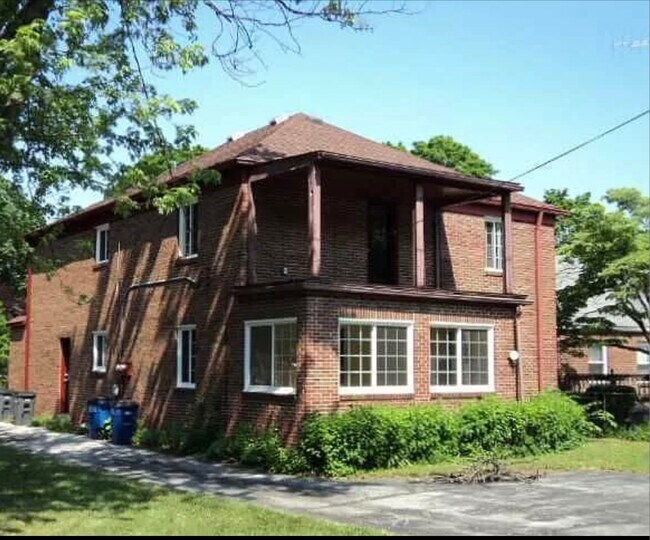 Building Photo - 4160 Garrison Rd