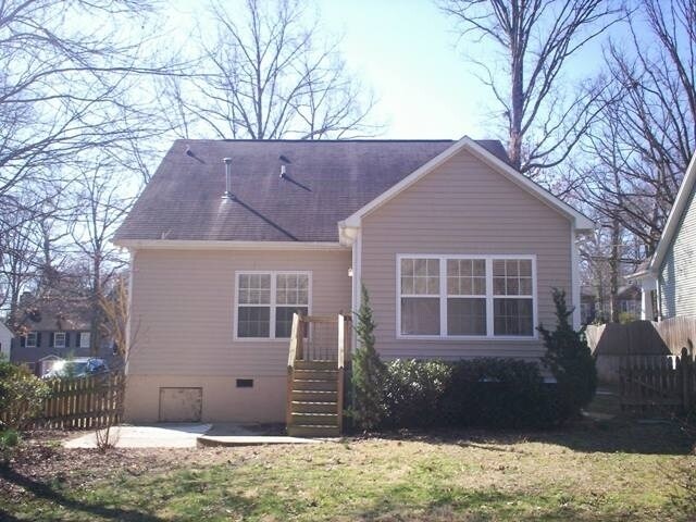 Foto del edificio - 2719 Maplewood Ave