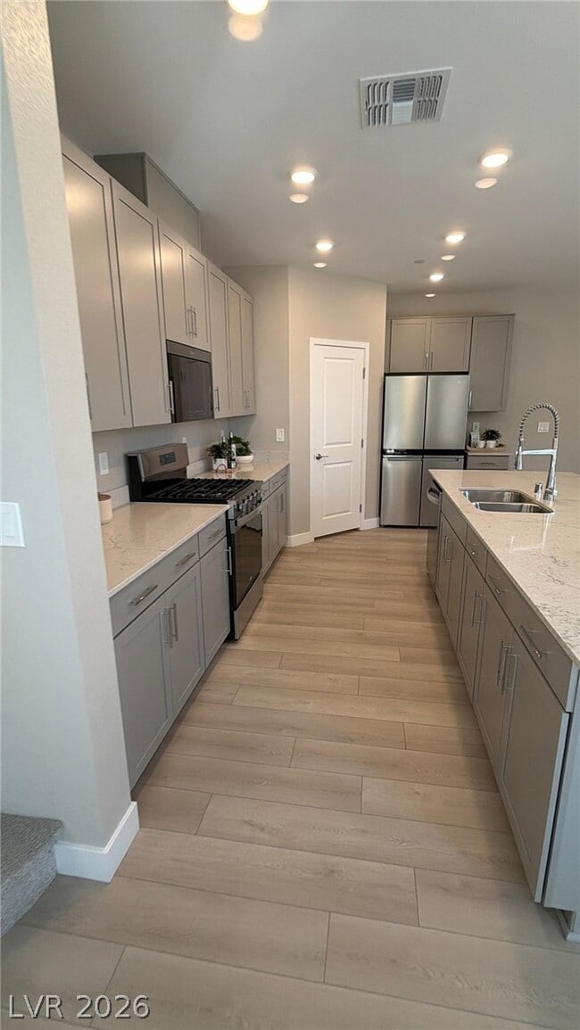 Building Photo - 2979 Saltillo Ln