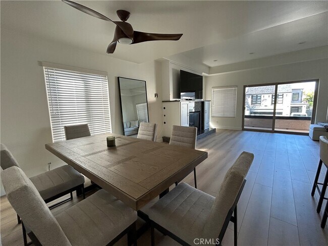 Foto del edificio - 16716 Bayview Dr