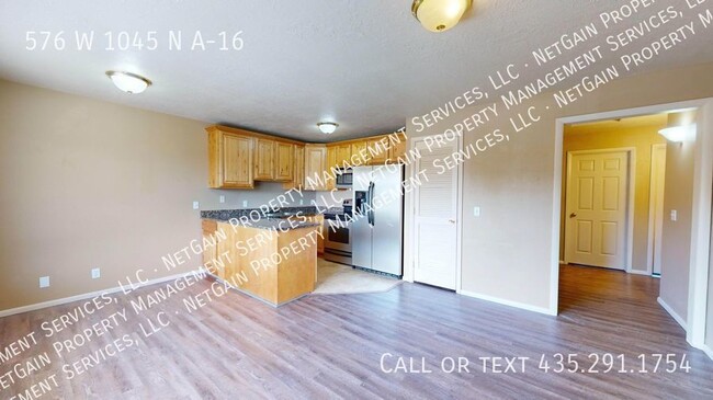 Building Photo - 576 W 1045 N