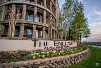 Building Photo - 2600 Hillsboro Pike