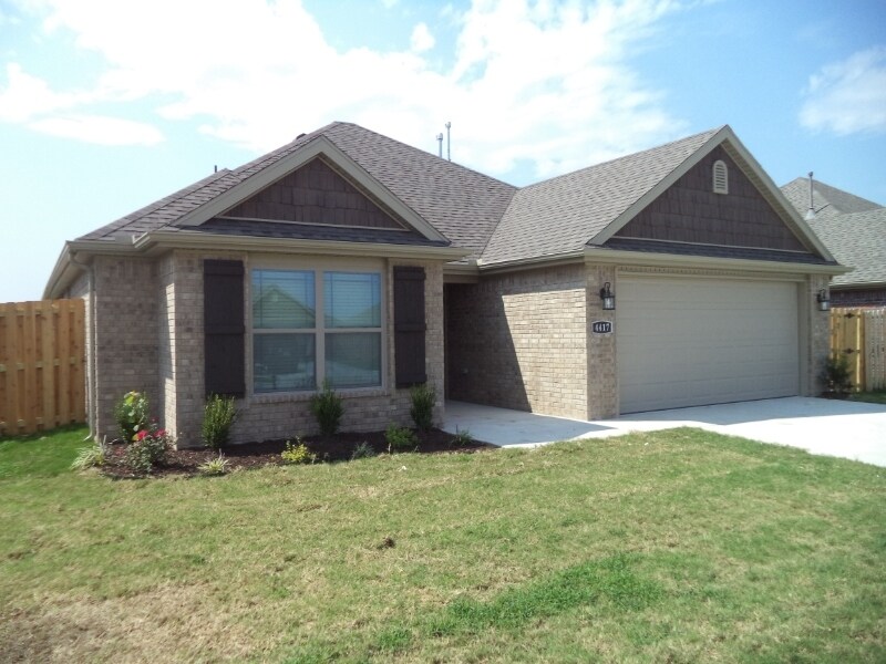 4414 W Wales Dr, Fayetteville, AR 72704 House Rental in Fayetteville