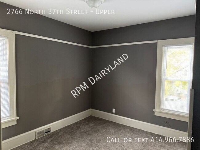 Foto del edificio - 2766 N 37th St