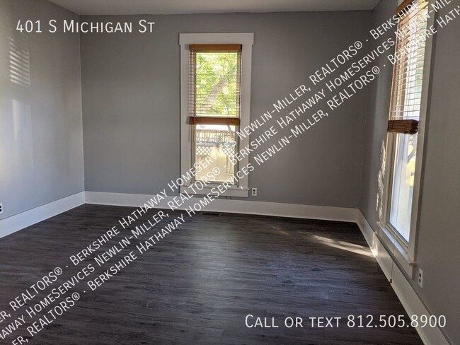 Building Photo - 3 Bed home in Rockville