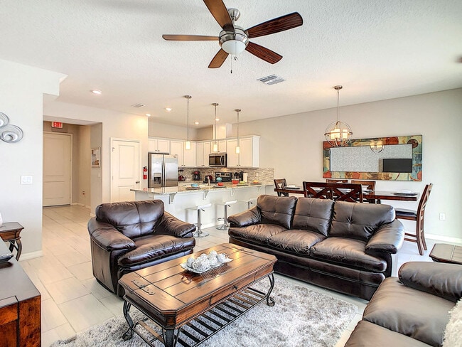 Building Photo - 5142 Adelaide Dr