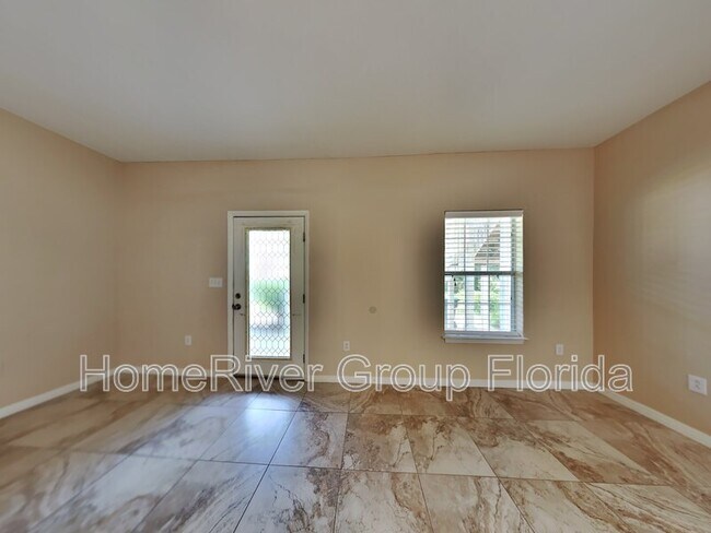 Foto del edificio - 108 Don Bishop Rd