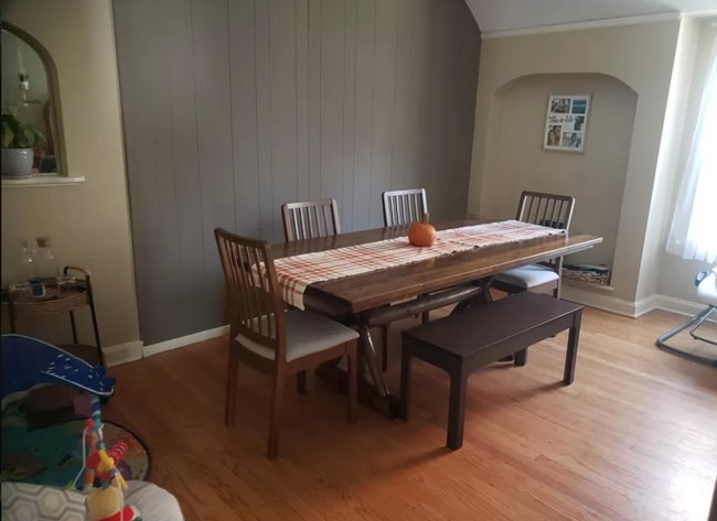 Living/Dining room combo - 3948 N Downer Ave
