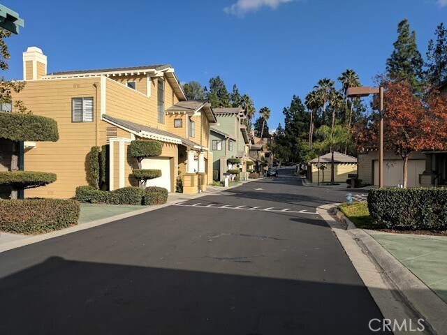 Foto del edificio - 13449 Murphy Hill Dr