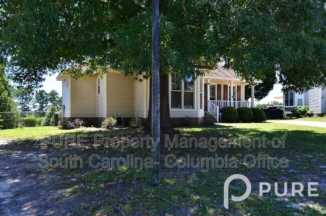 Building Photo - 109 Courtney Oak Dr