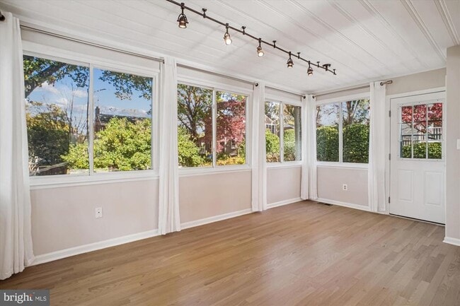 Building Photo - 4409 Westbrook Ln