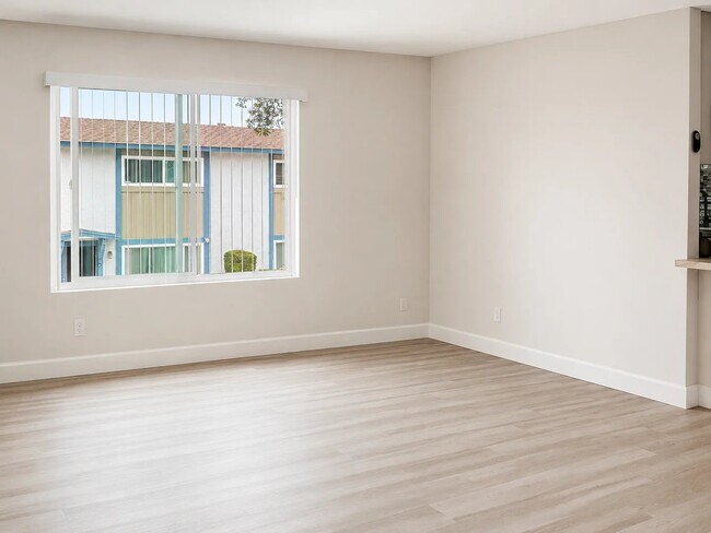 Foto del edificio - 2330 Grove Ave
