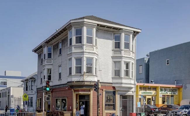 Building Photo - 2305 Folsom St