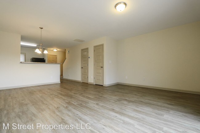 Building Photo - 125 Piedmont Pl