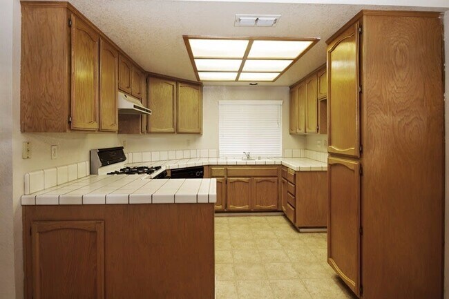 Building Photo - 9385 Morcott Way