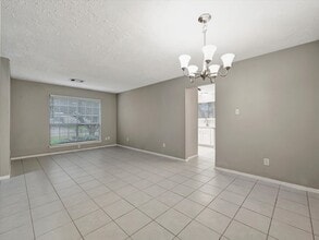 Building Photo - 2312 Meade Ct