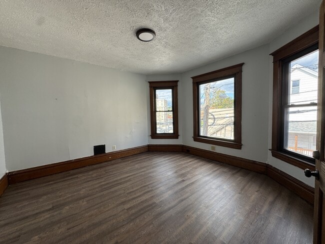 Building Photo - 124 Fayette St