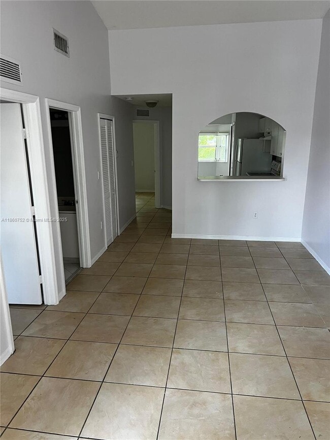 Building Photo - 1271 SE 29th St