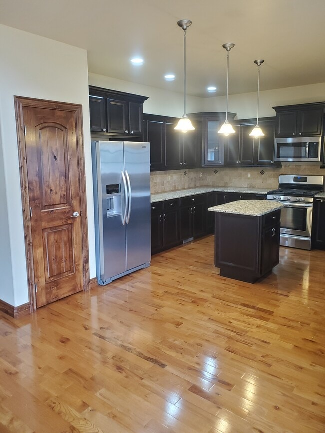 2061 S Broadway photo'