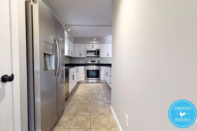 Foto del edificio - 4509 Latrobe Ct