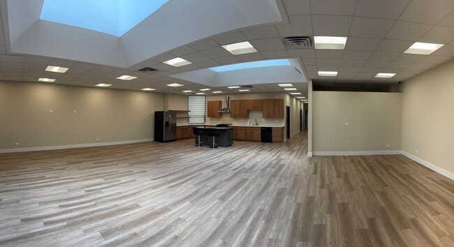 Foto del edificio - 750 N Clark St