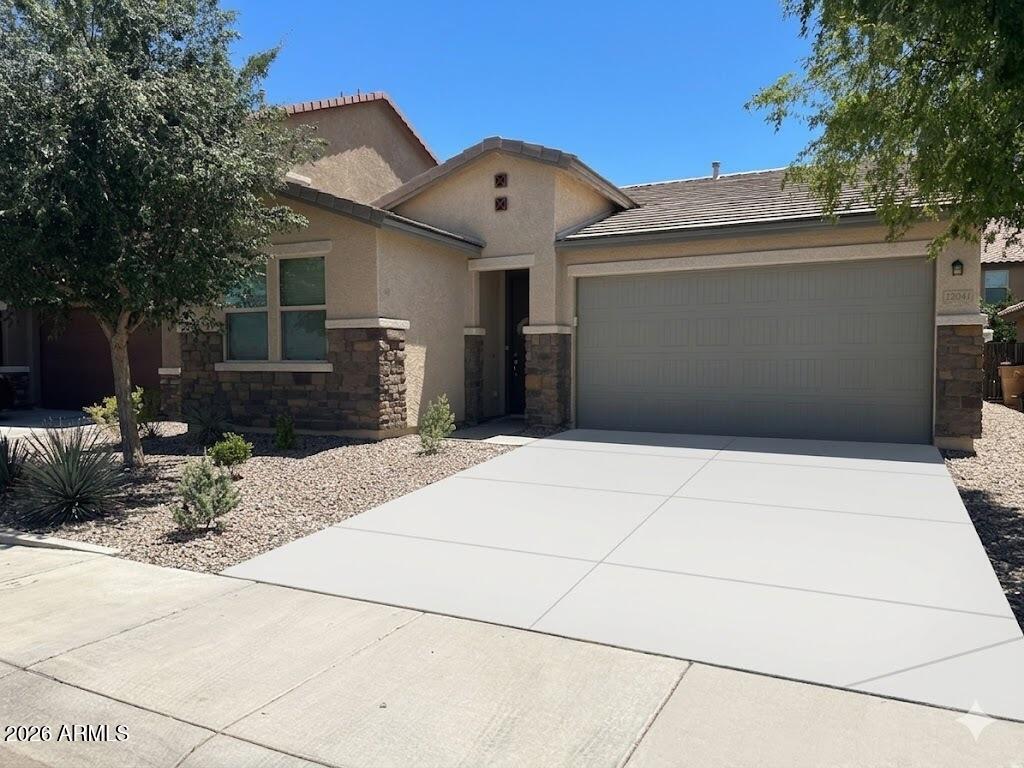 Building Photo - 12041 W Cottontail Ln