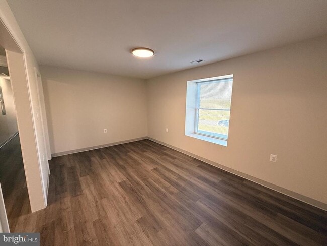 Foto del edificio - 21899 Three Notch Rd