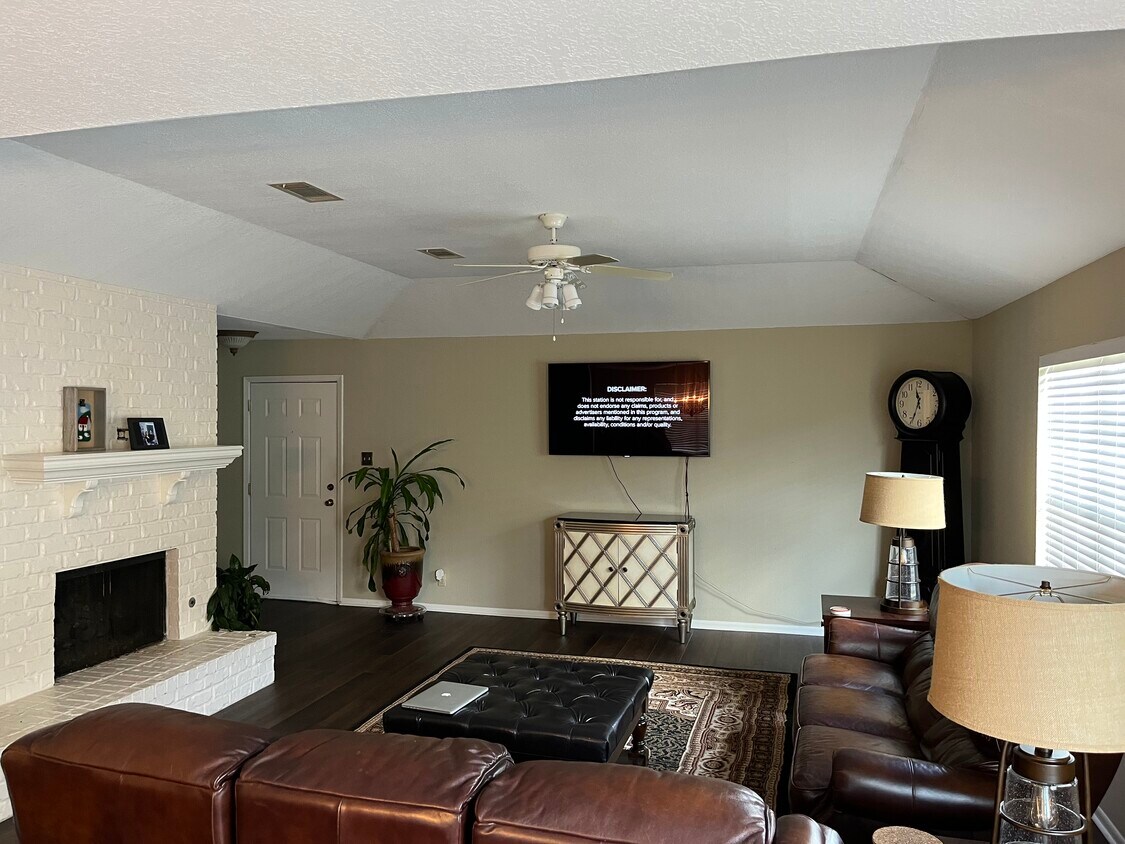 Foto principal - 2813 Saba Ln