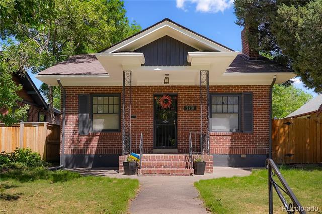 Building Photo - 2810 Dahlia St