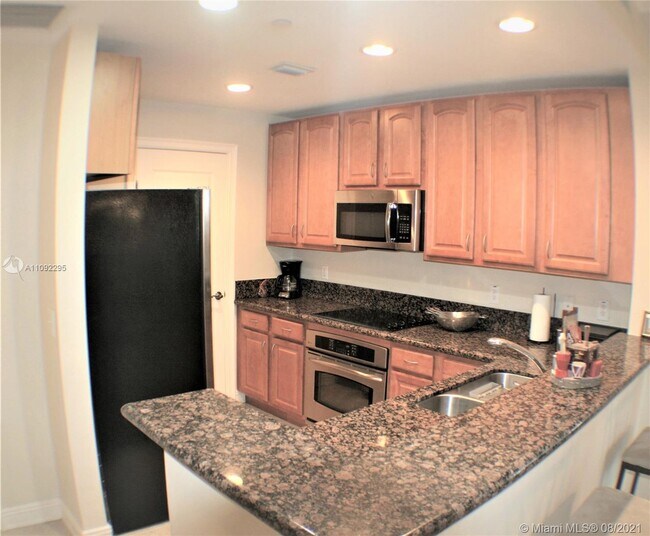 Foto del edificio - 16102 Emerald Estates Dr