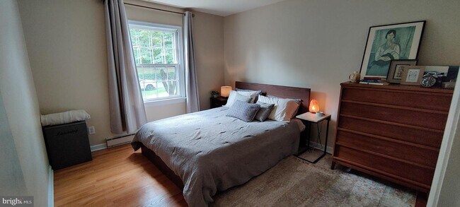 Foto del edificio - 114 Woodland Rd