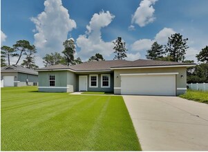 Building Photo - 5017 SW 165th Street Rd