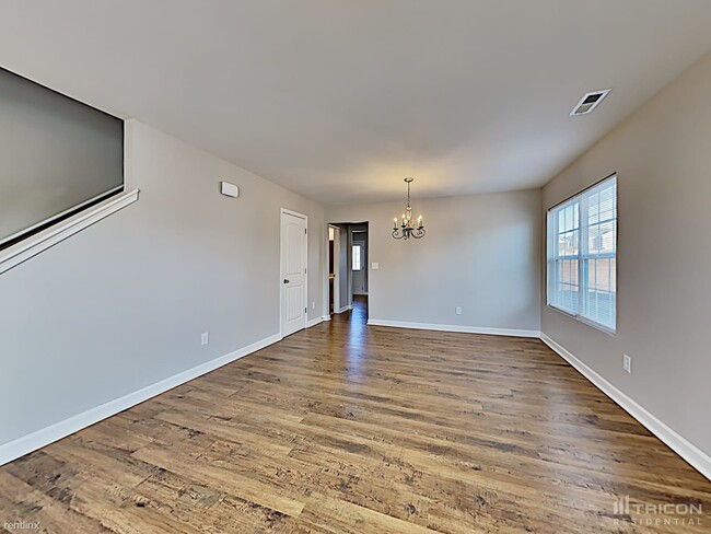 Building Photo - 1160 Rainier Ln